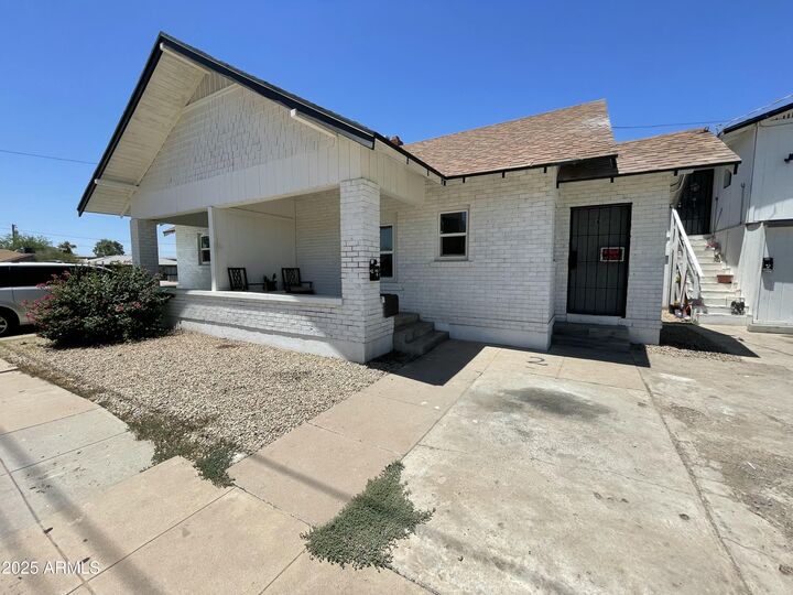 Property Photo:  2002 W Jefferson Street  AZ 85009 
