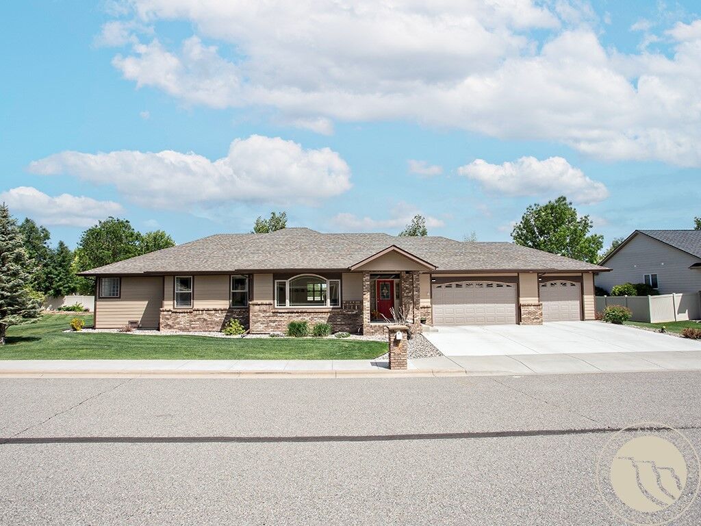 Property Photo: 4231 Julaura Ln MT 59106