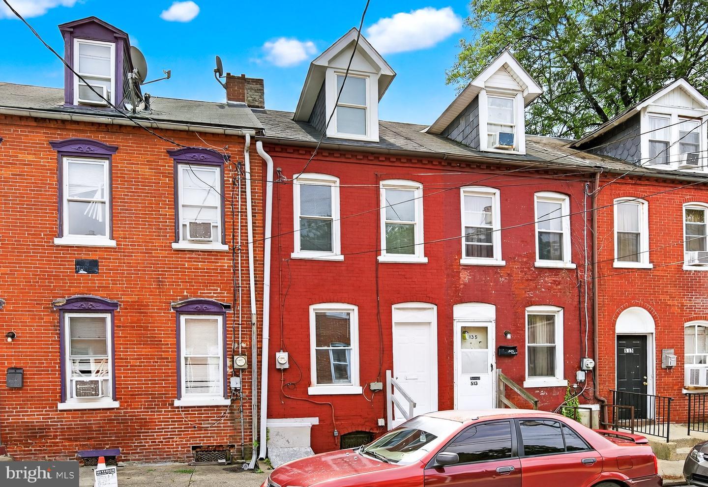 Property Photo: 513 Green Street PA 17602