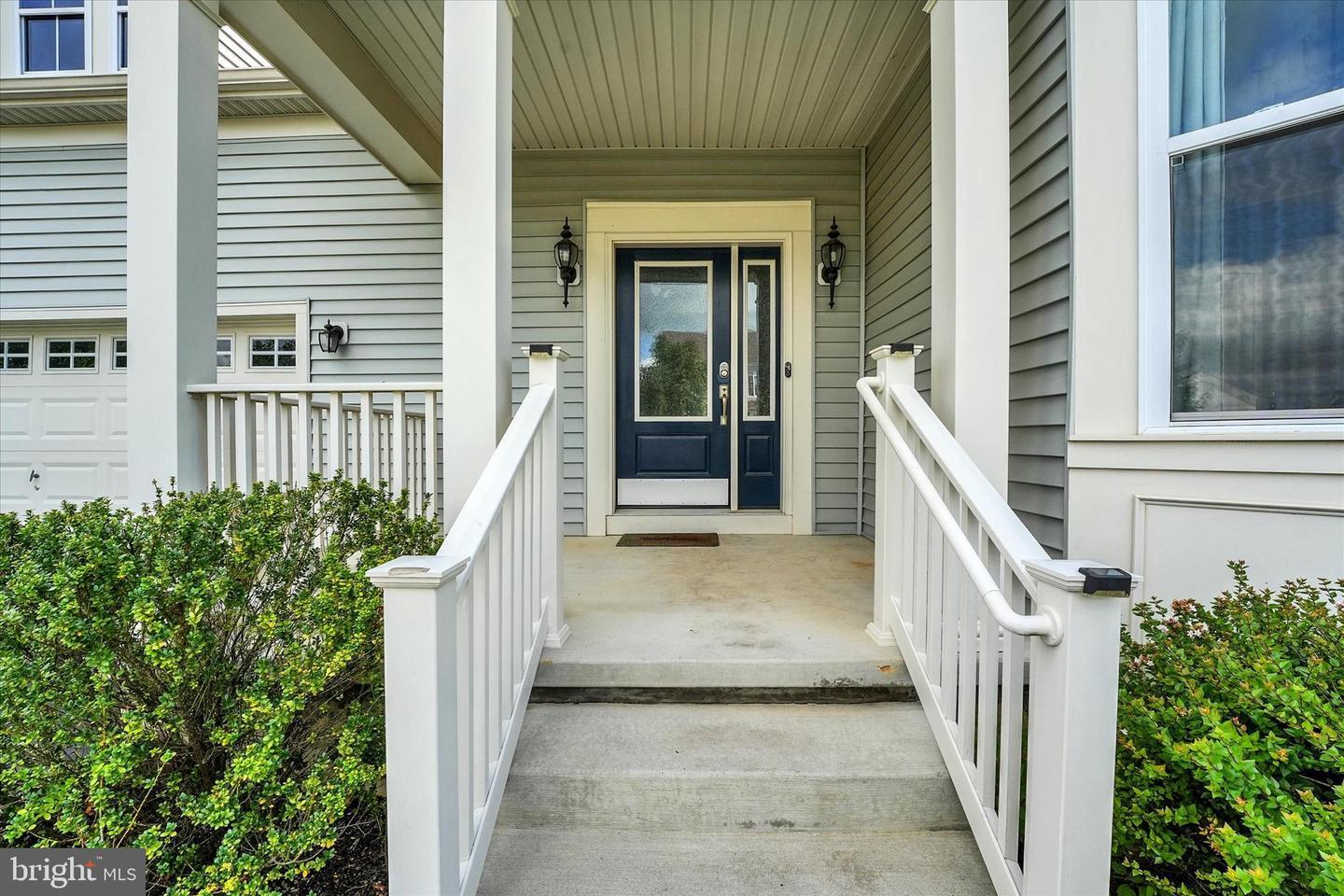 Property Photo: 1239 N Olmsted Pkwy DE 19709