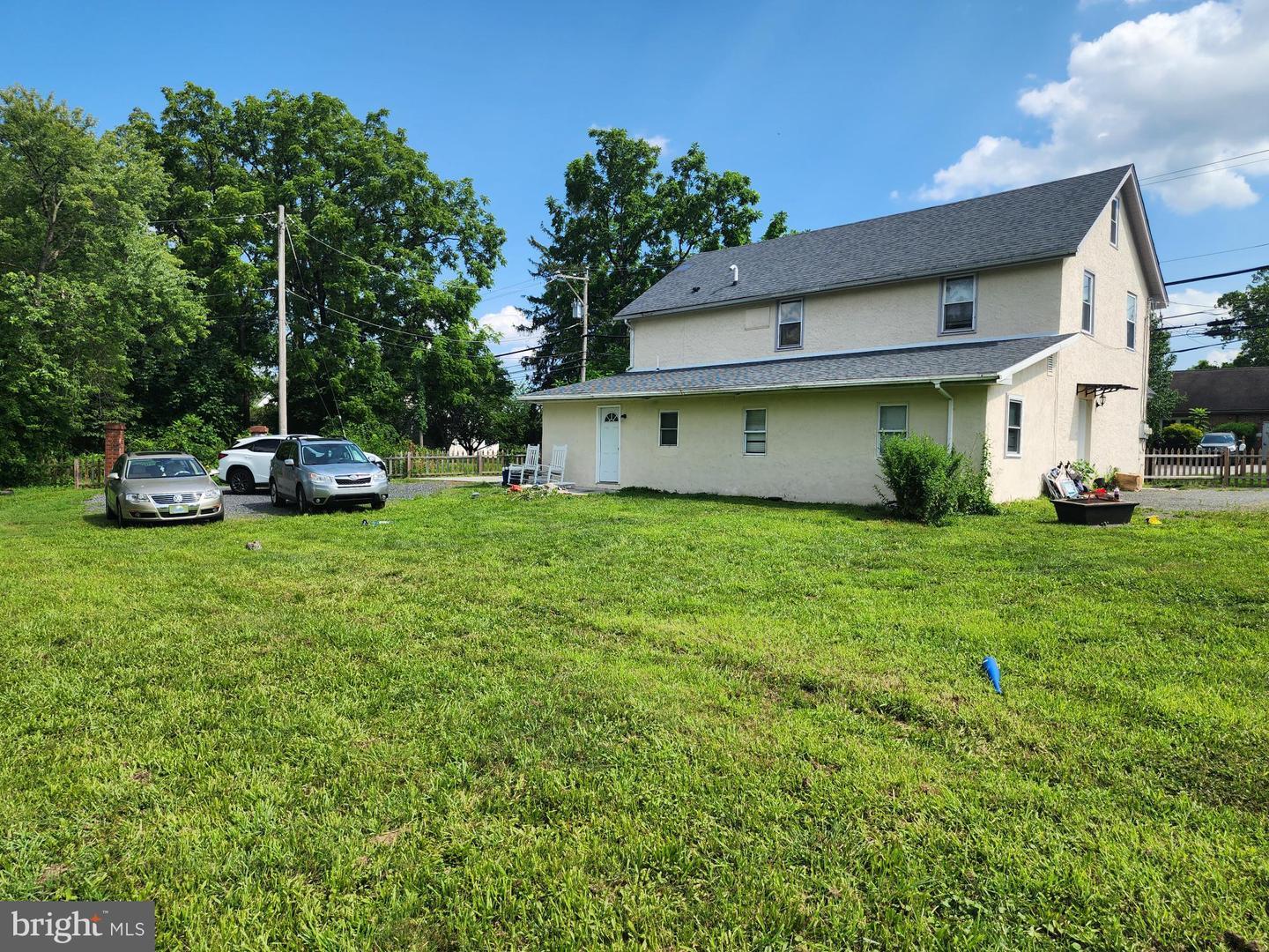 Property Photo: 1084 S Hanover Street PA 19465
