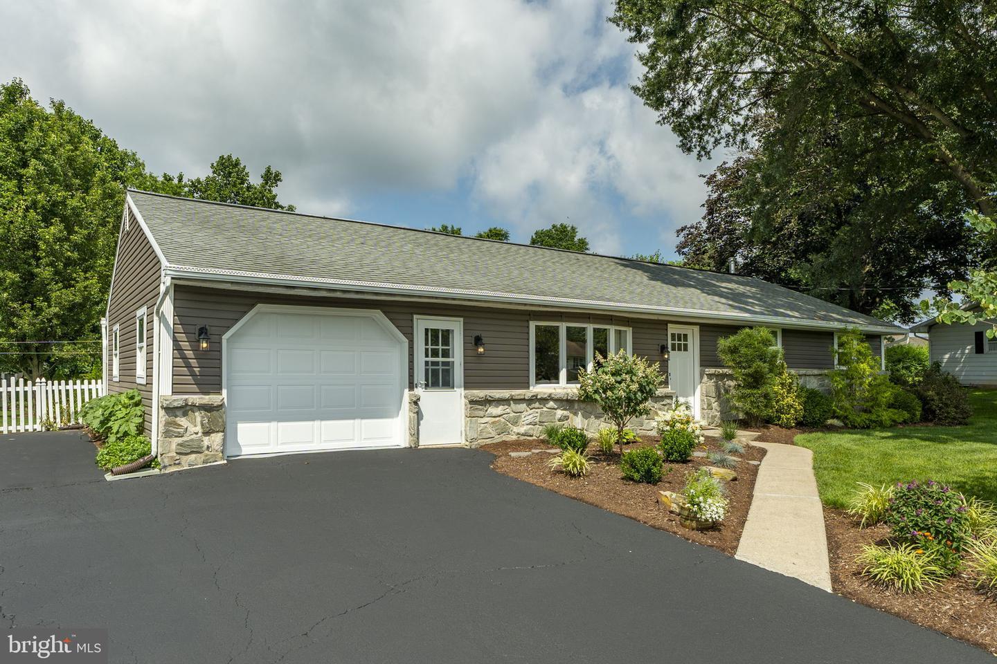 Property Photo: 104 Hershey Road PA 17543