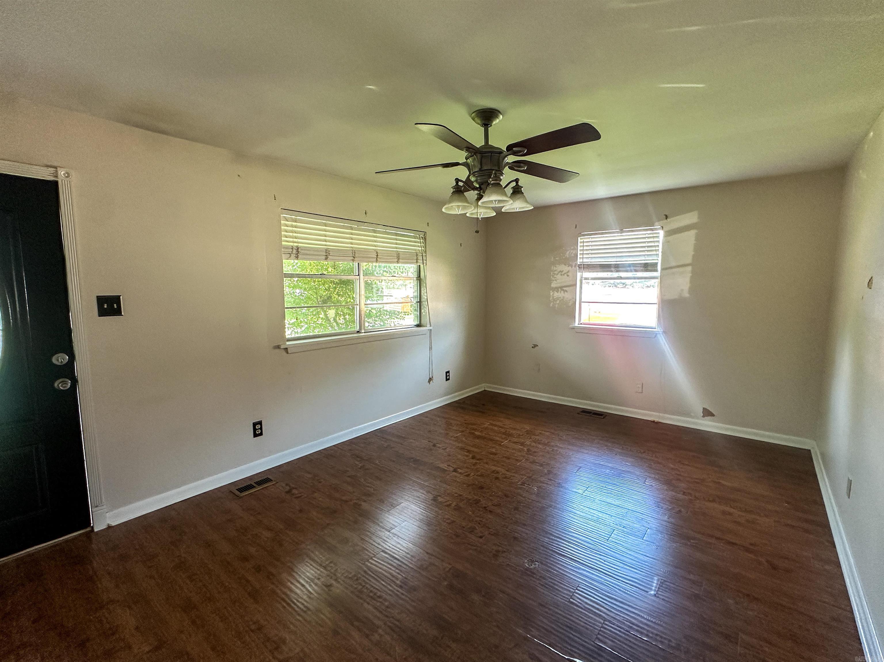Property Photo:  319 Wilson St  AR 72118 