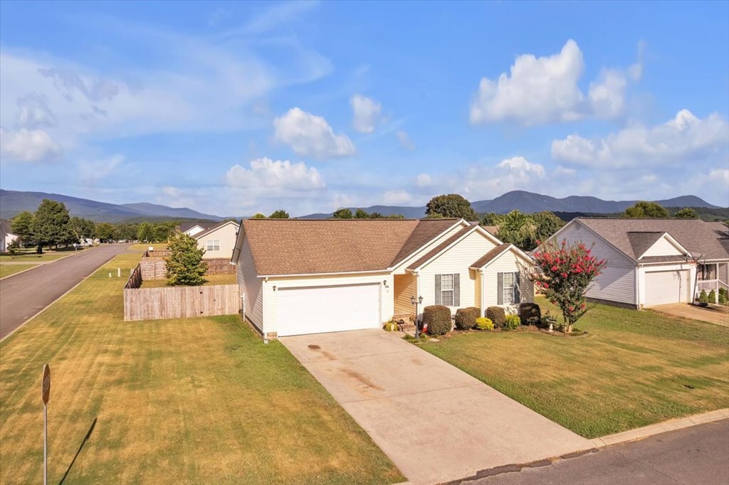 Property Photo: 156 Lyndsey Drive GA 30705