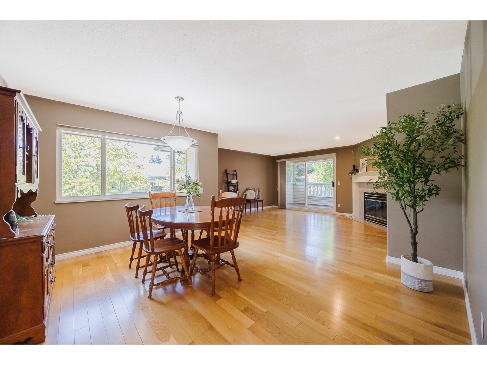 Property Photo: 13888 70 268 BC V3W 0R8