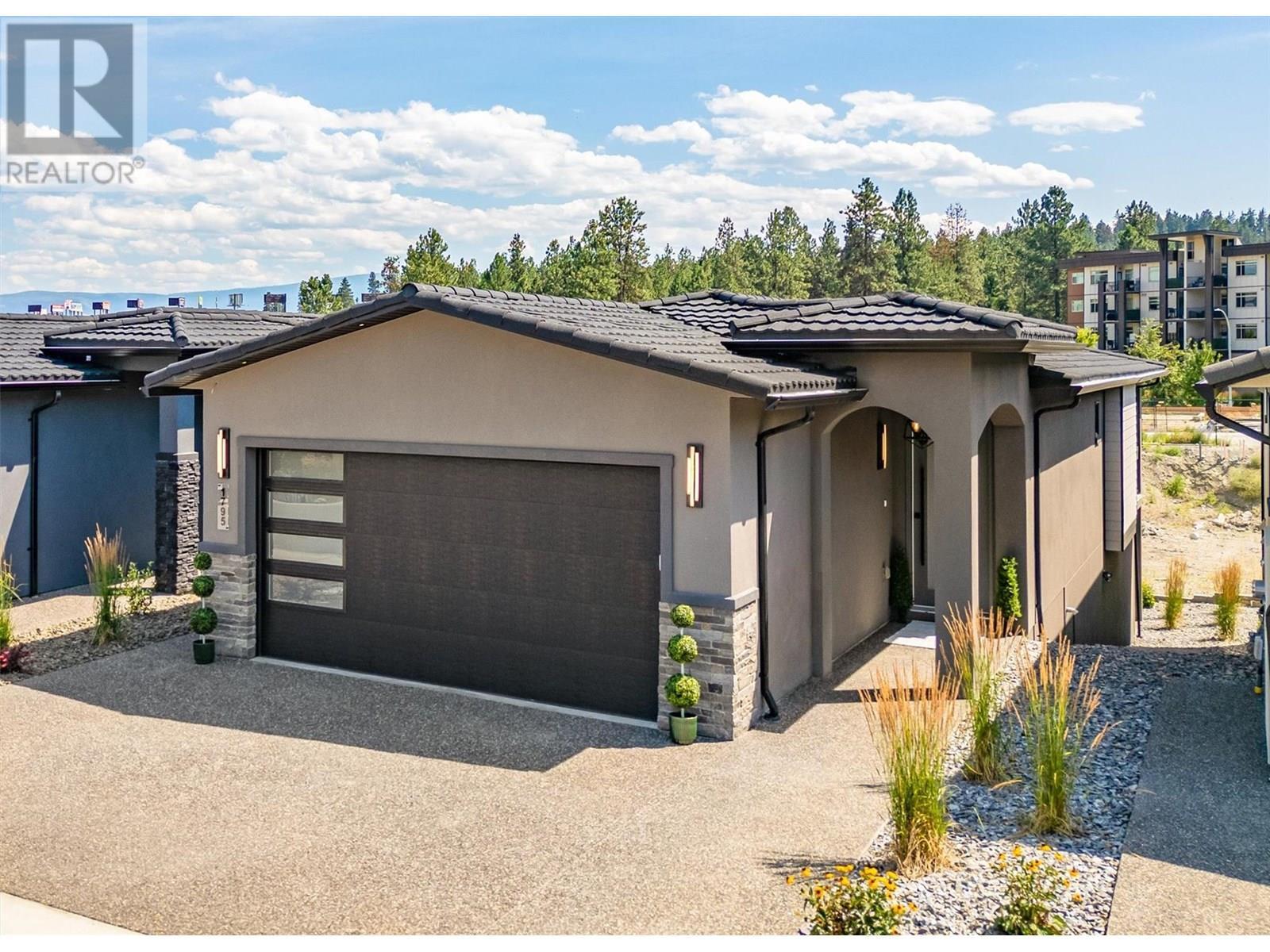 1795 Viewpoint Drive  Kelowna BC V1Z 4E1 photo