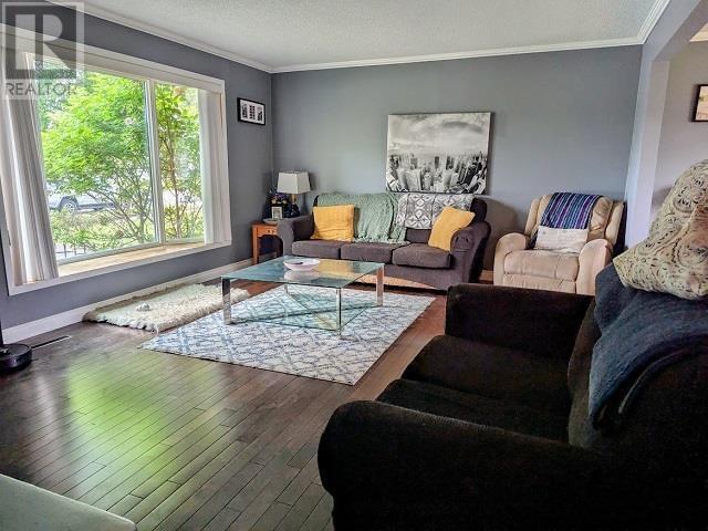 Property Photo:  246 St. Charles St  ON P8N 1M3 