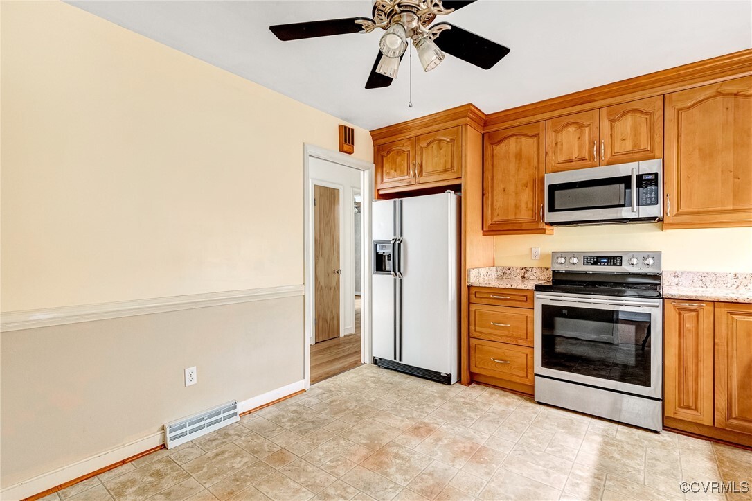 Property Photo:  7261 Brandy Creek Drive  VA 23111 