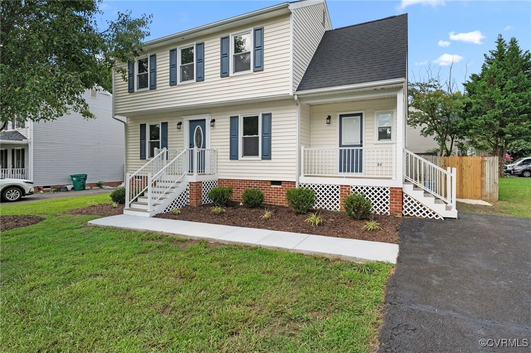 Property Photo: 1004 Brookwood Glen Lane VA 23060
