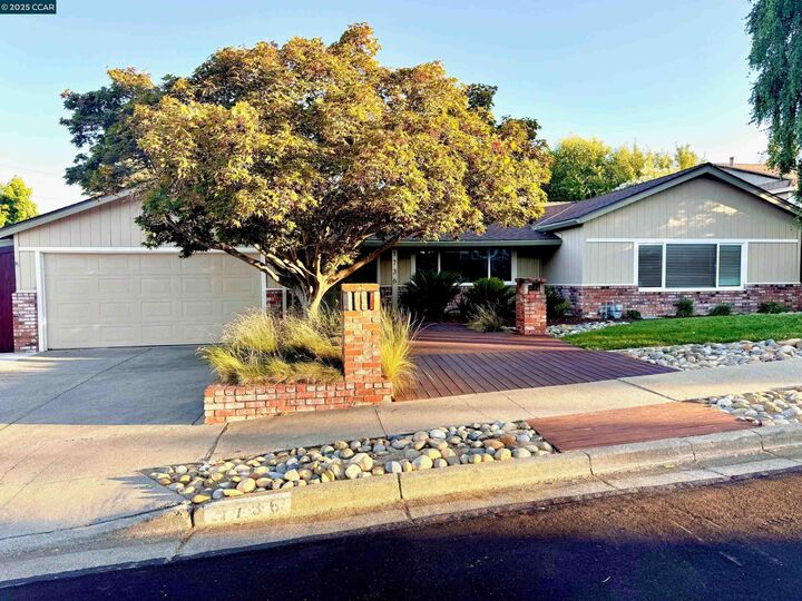 1736 Silverwood Dr  Martinez CA 94553 photo