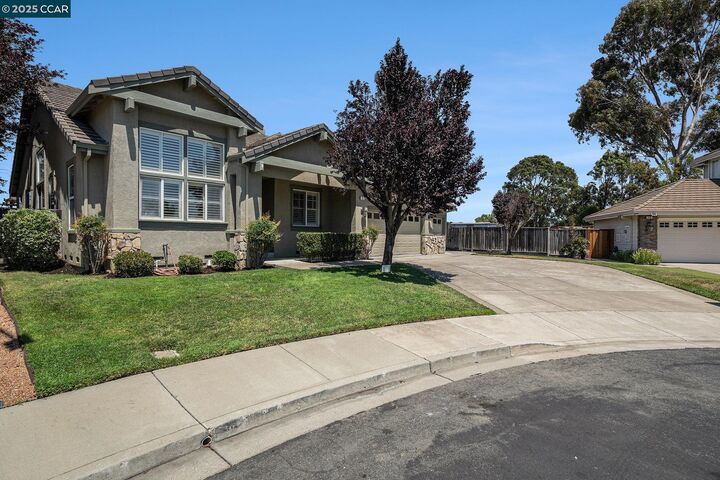 121 St Nazaire Ct  Martinez CA 94553 photo