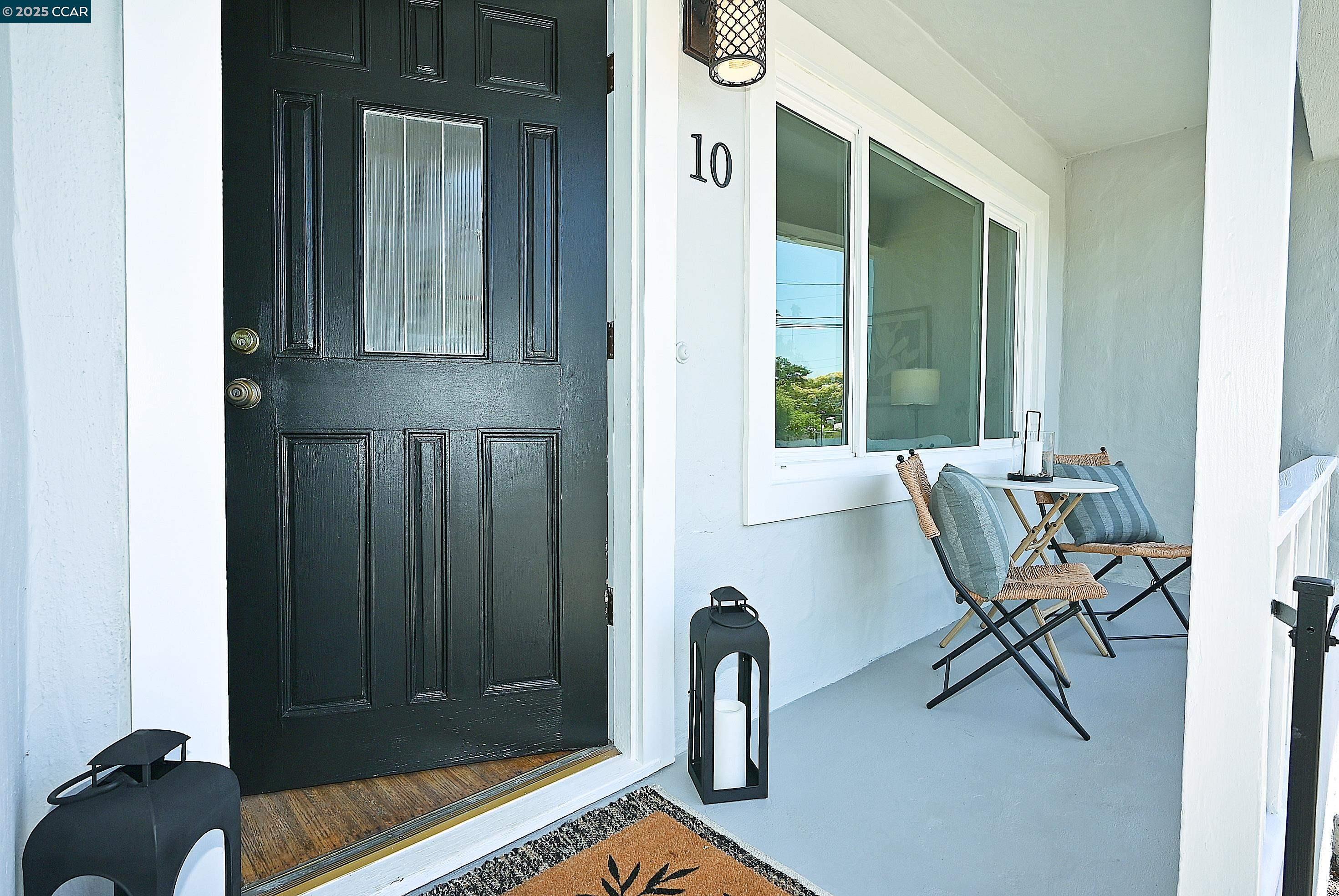 Property Photo: 10 Westminster Place CA 94549