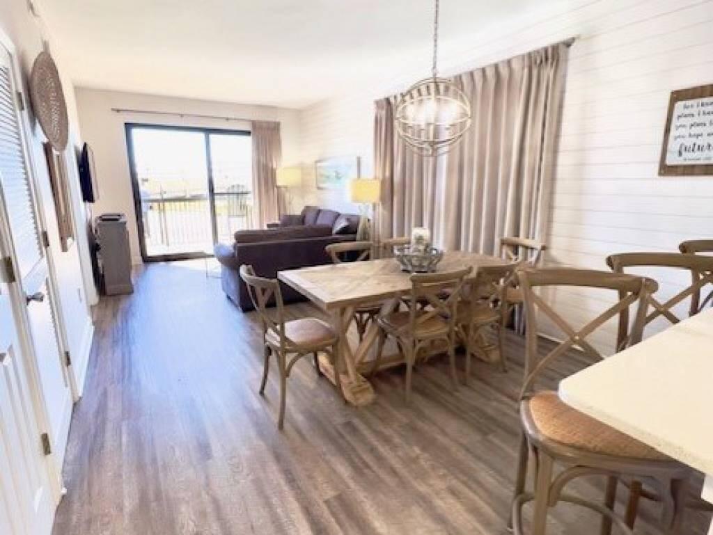 Property Photo:  1040 Highway 98 Unit 112  FL 32541 