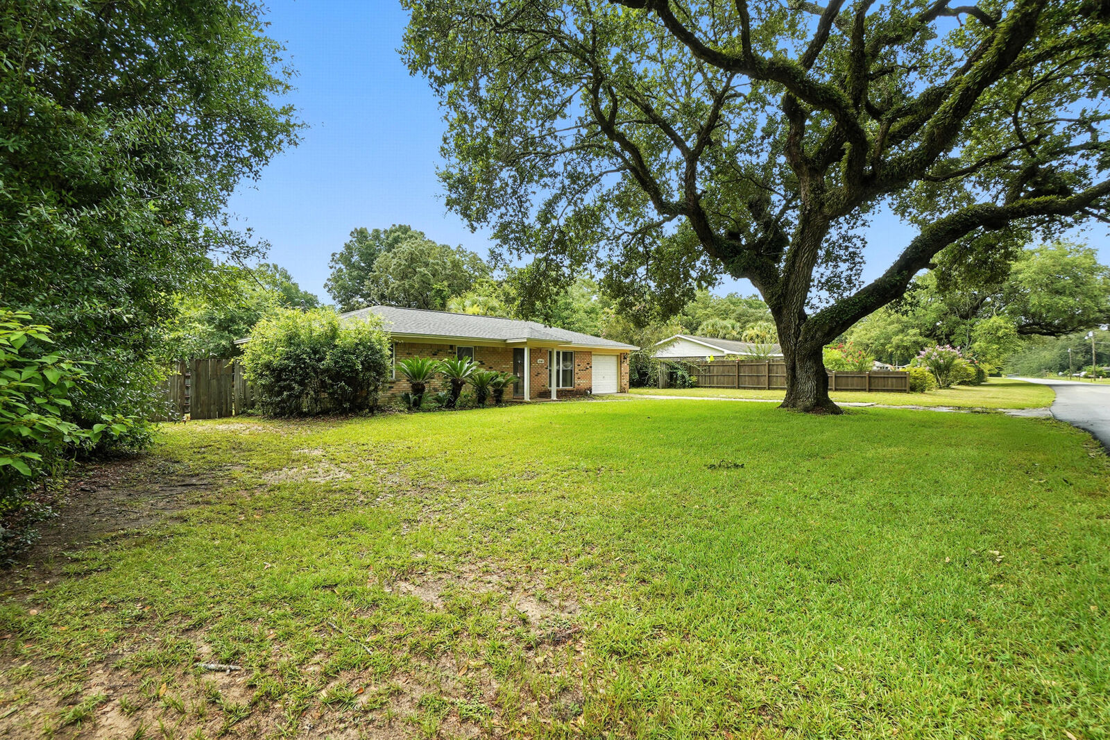 Property Photo:  5746 Jones Street  FL 32570 