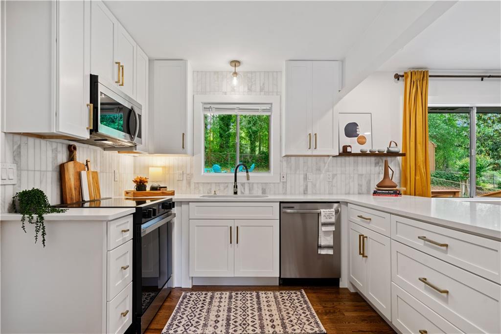 Property Photo: 3964 Gretna Green Drive GA 30035