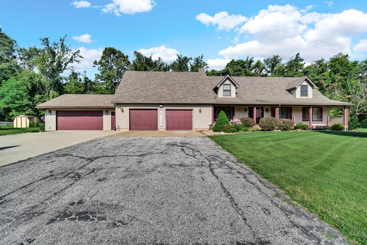 Property Photo: 10526 W 200 IN 46391