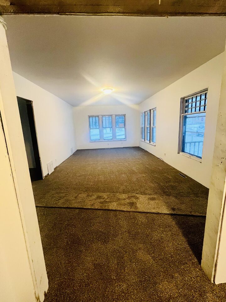 Property Photo: 714 E 10th Street IN 46360