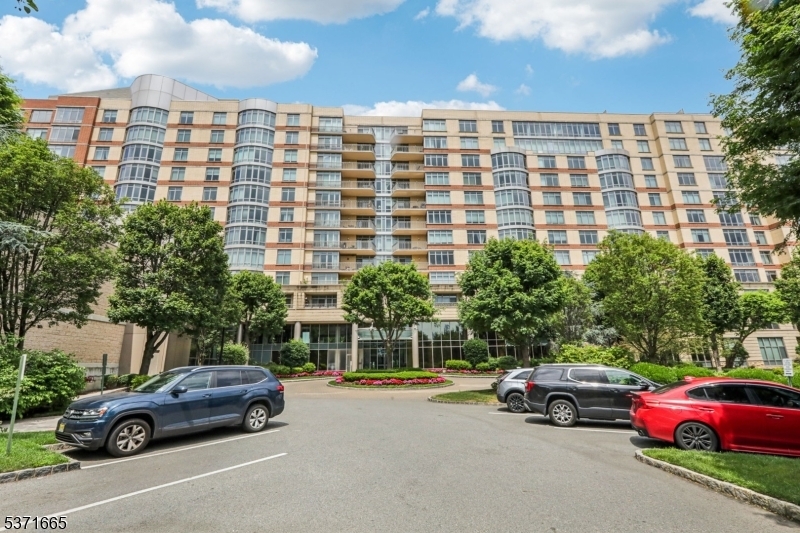 Property Photo: 8100 River Rd 613 NJ 07047