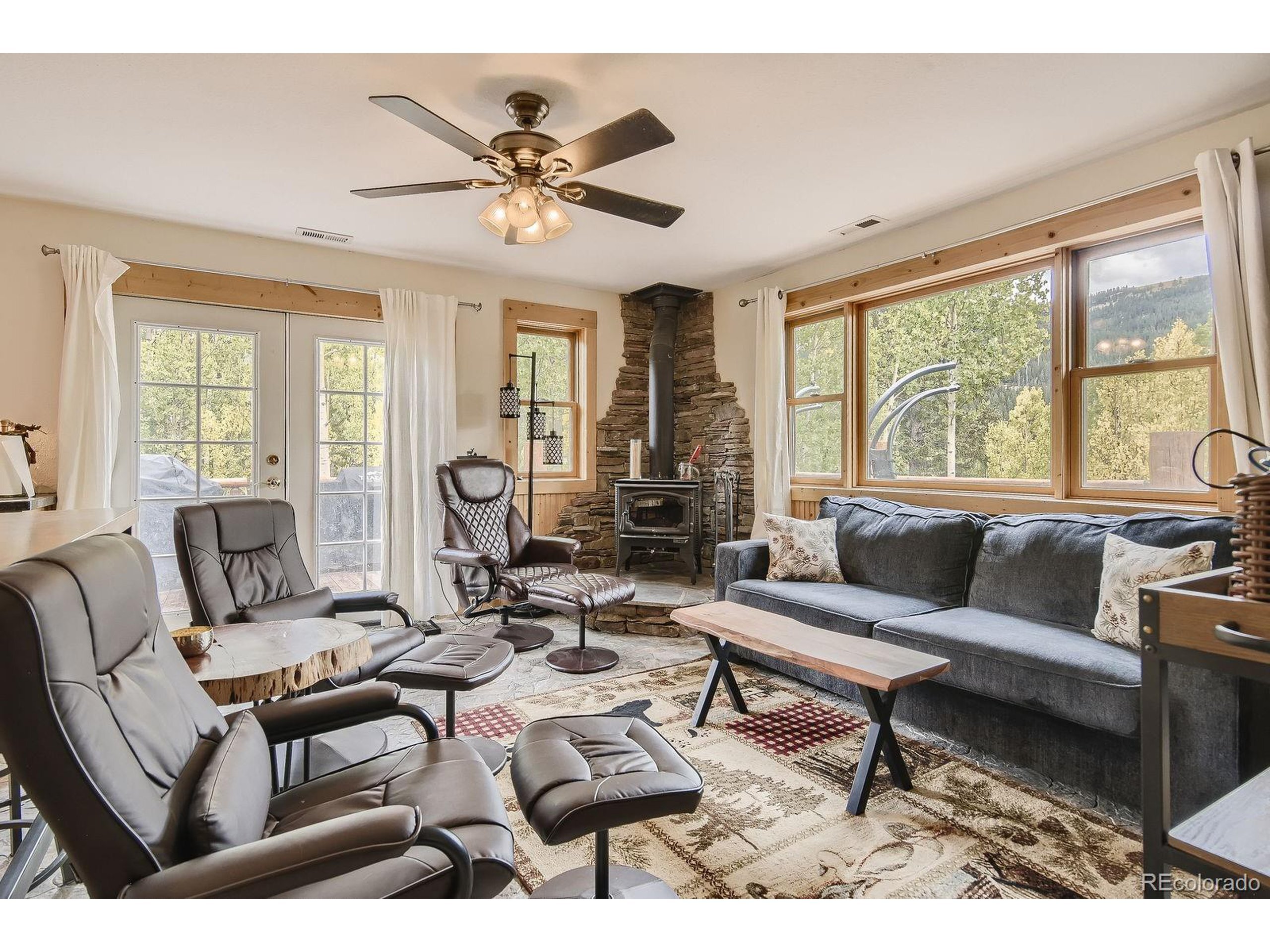 Property Photo: 881 Peterson Dr CO 80420