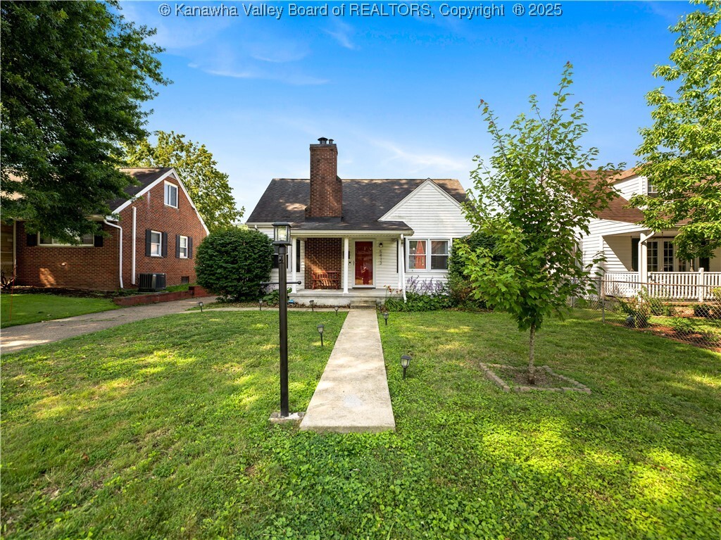 Property Photo: 5413 Noyes Avenue SE WV 25304