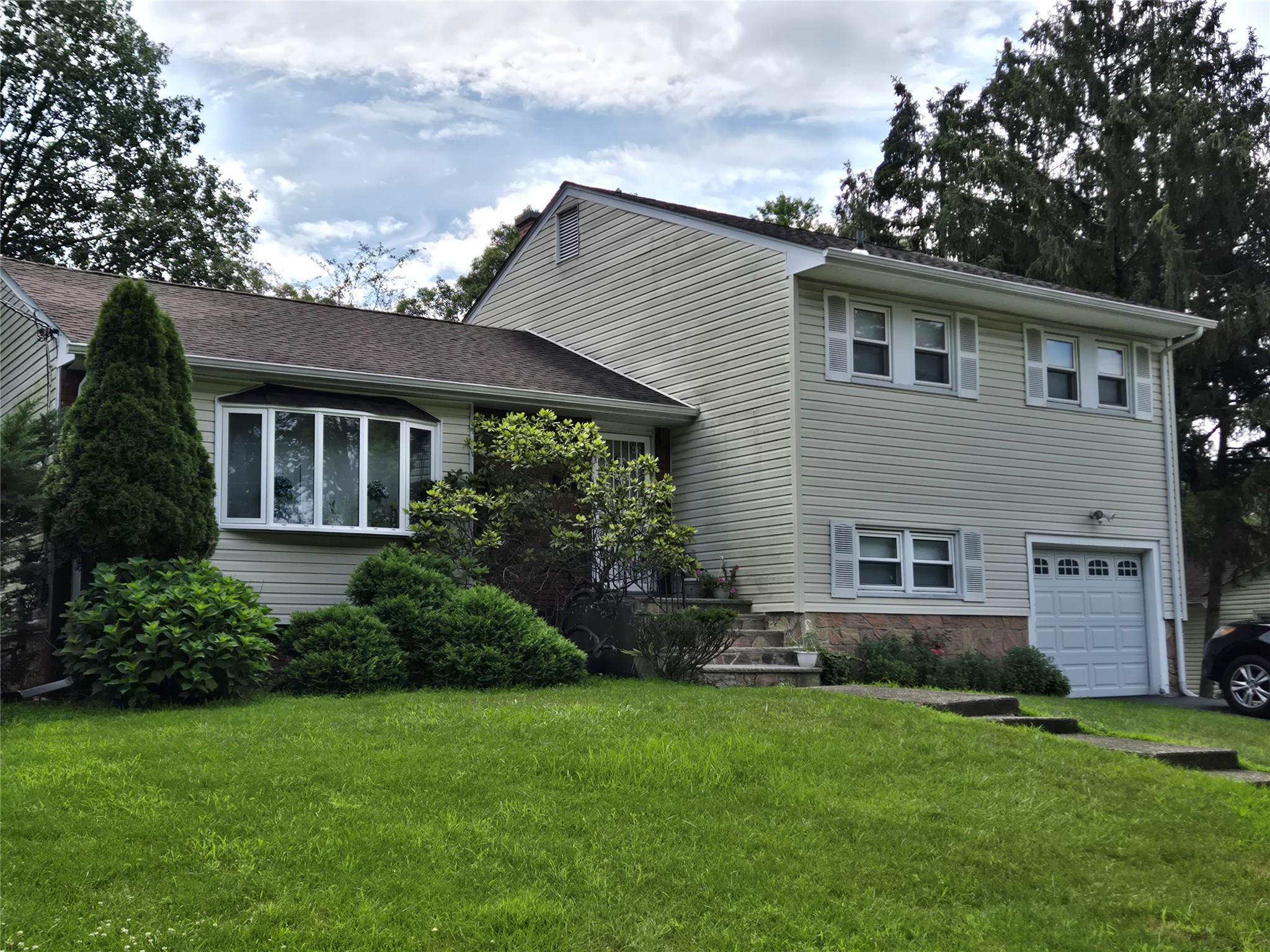 24 Trinity Avenue  Hillcrest NY 10977 photo