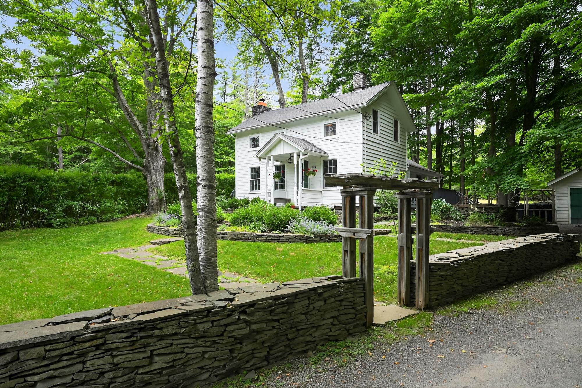 Property Photo: 2318 Glasco Turnpike NY 12498