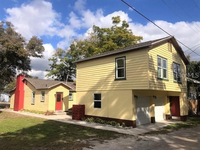 Property Photo: 2220 1/2 5th Avenue N FL 33713