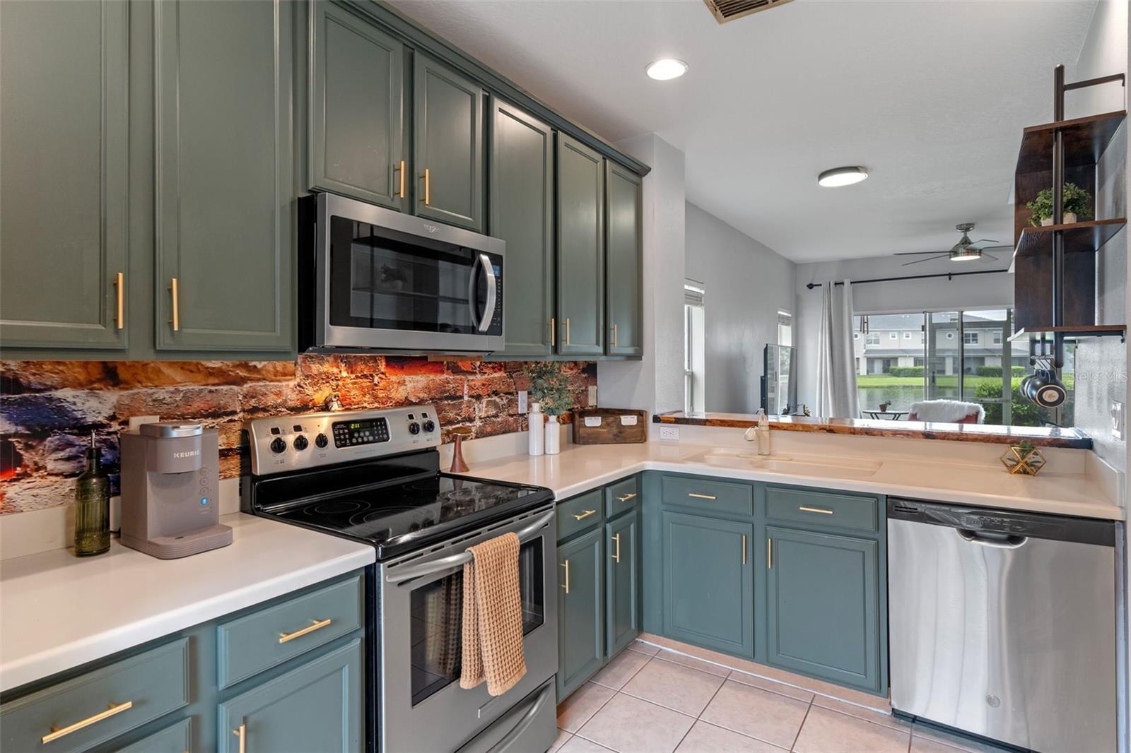 Property Photo: 9303 Flowering Cottonwood Road 17 FL 32832