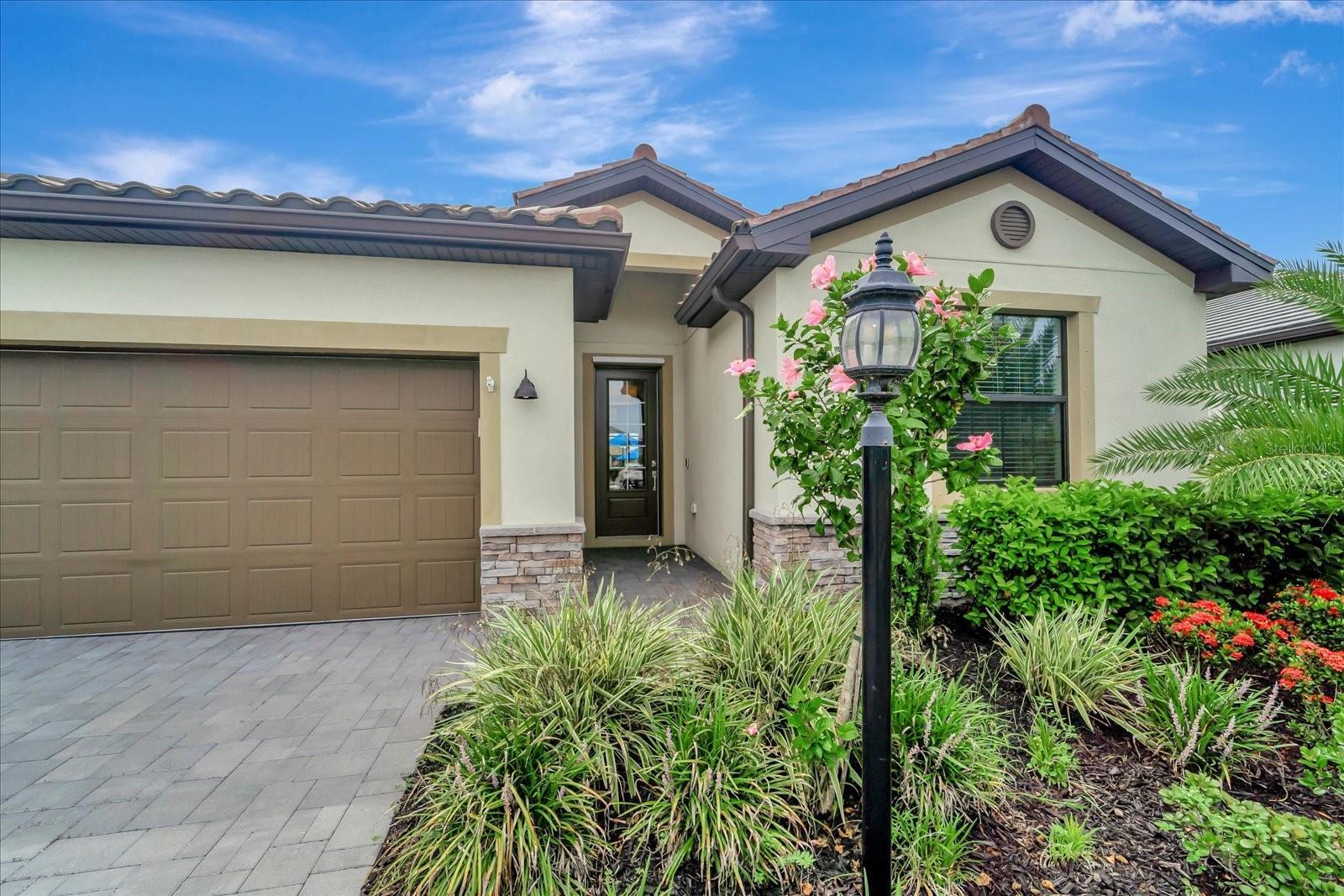 Property Photo:  5327 Coral Reef Way  FL 34211 