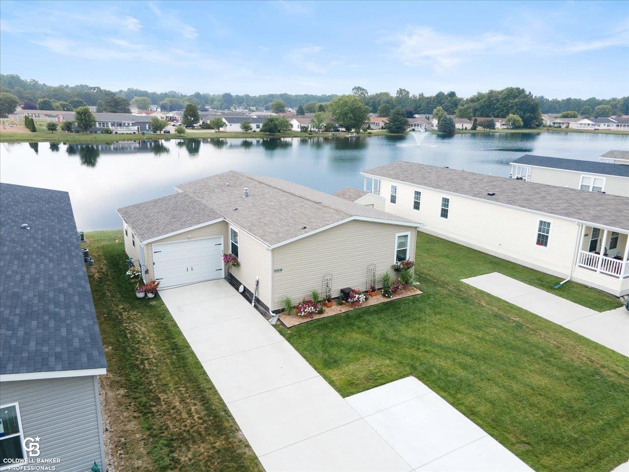 Property Photo: 6281 Square Lake Drive MI 48074