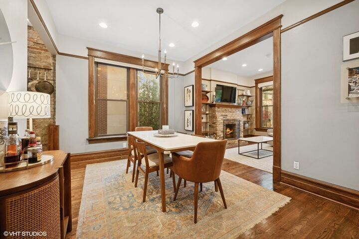 Property Photo:  2147 N Kenmore Avenue 1S  IL 60614 
