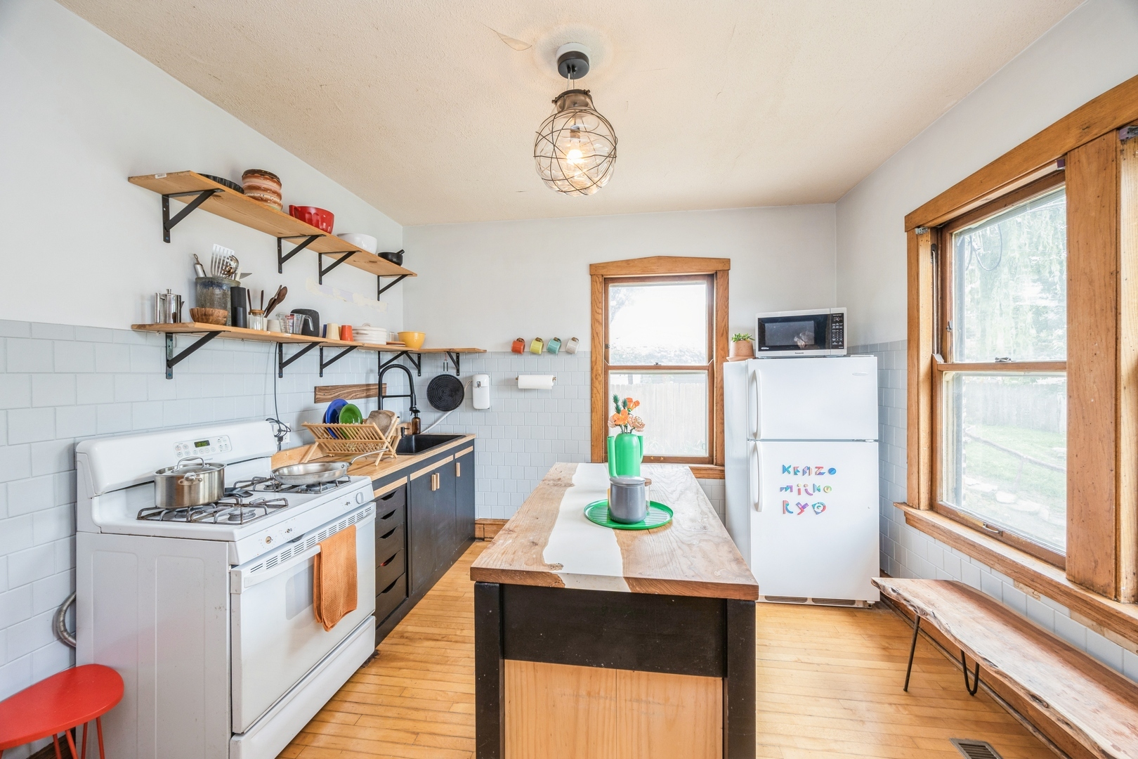 Property Photo:  2523 Home Avenue  IL 60402 