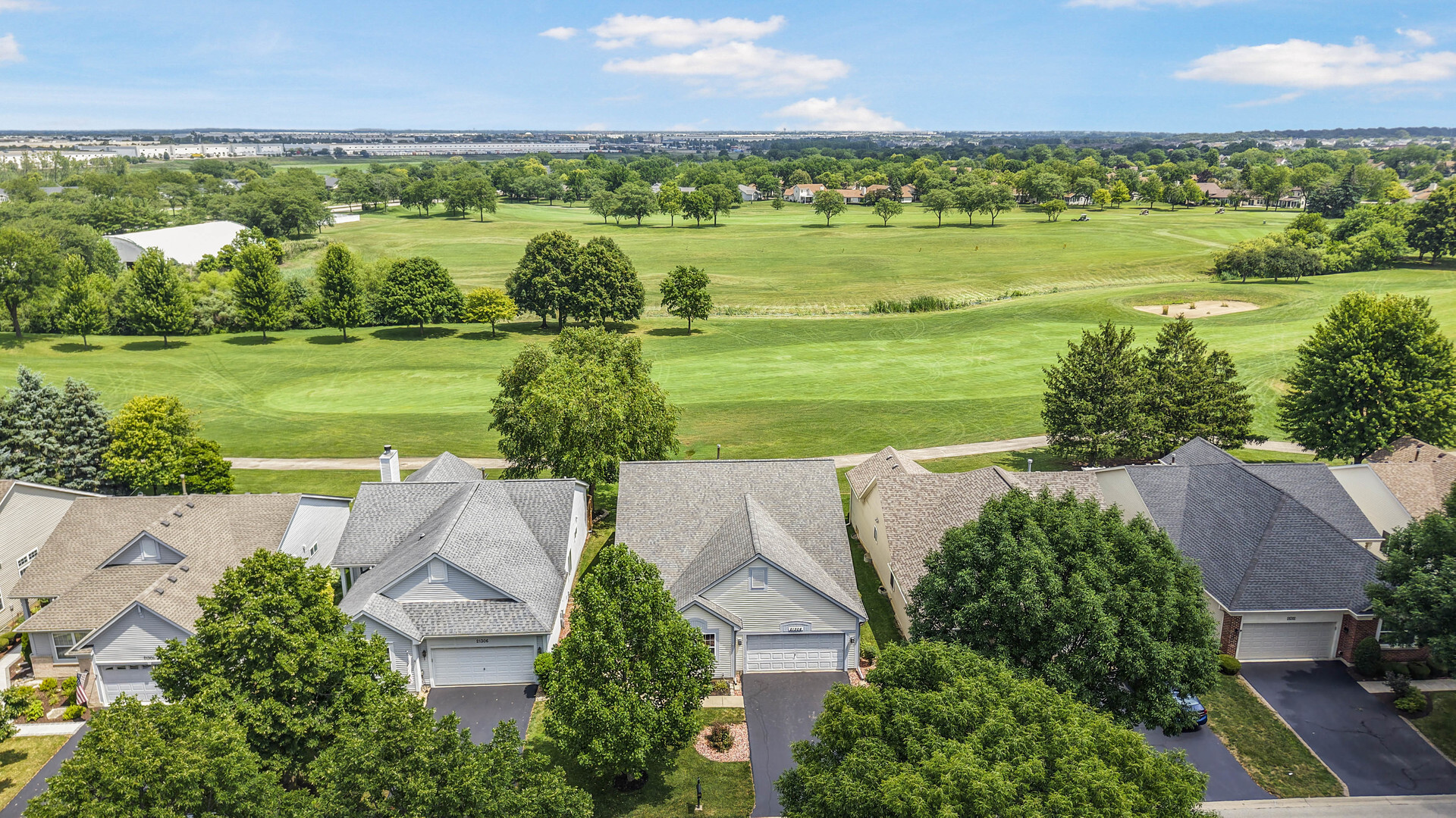 Property Photo: 21308 W Redwood Drive IL 60544