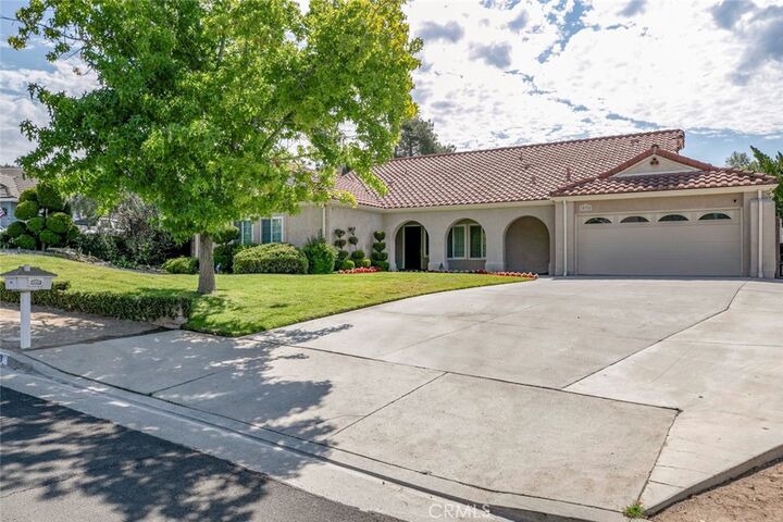 Property Photo: 10928 Meseta Avenue CA 91040