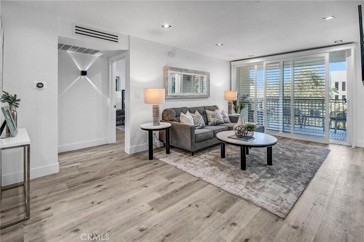 Property Photo: 1340 S Beverly Glen Boulevard 113 CA 90024