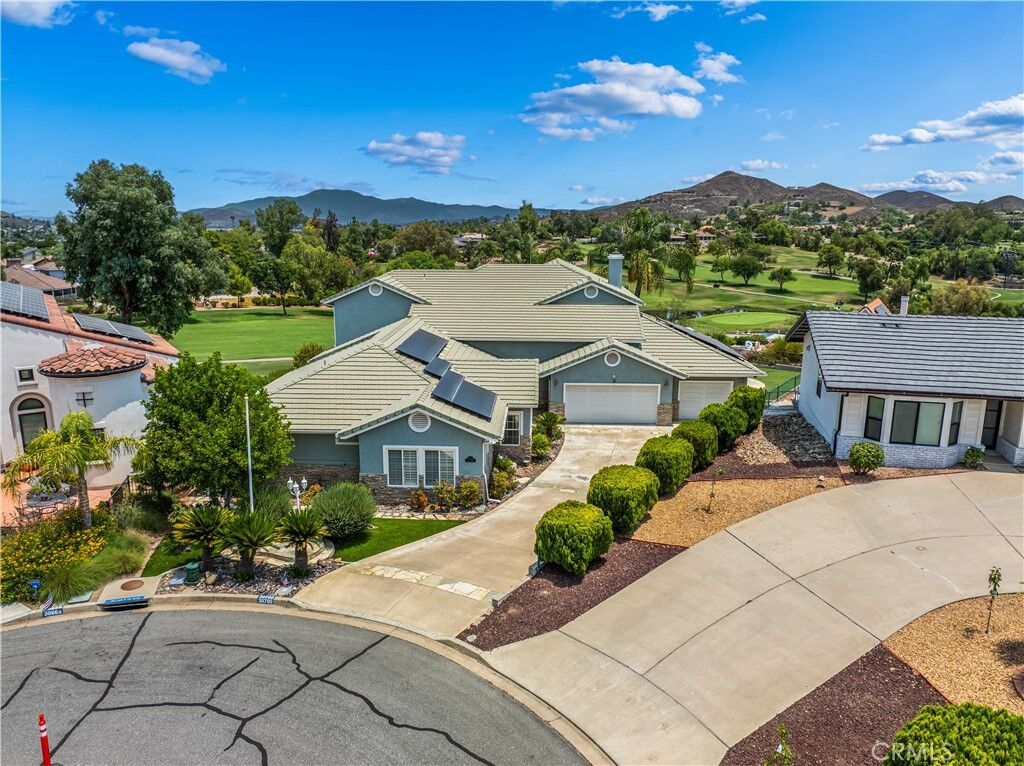 Property Photo: 30700 Spyglass Way CA 92587