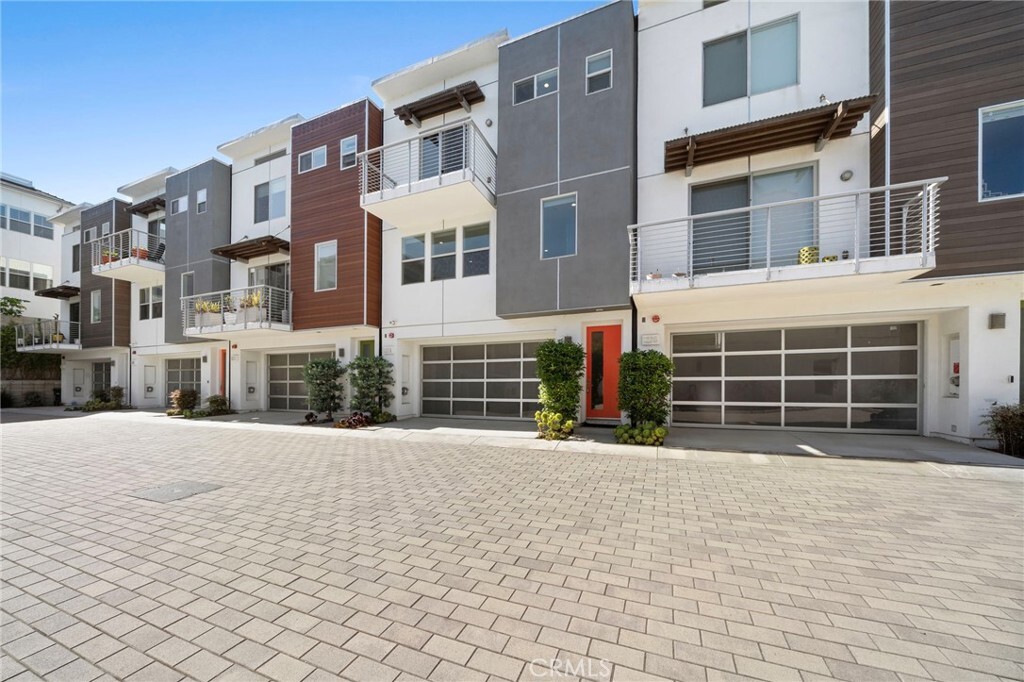 Property Photo: 1273 Westreef CA 92627