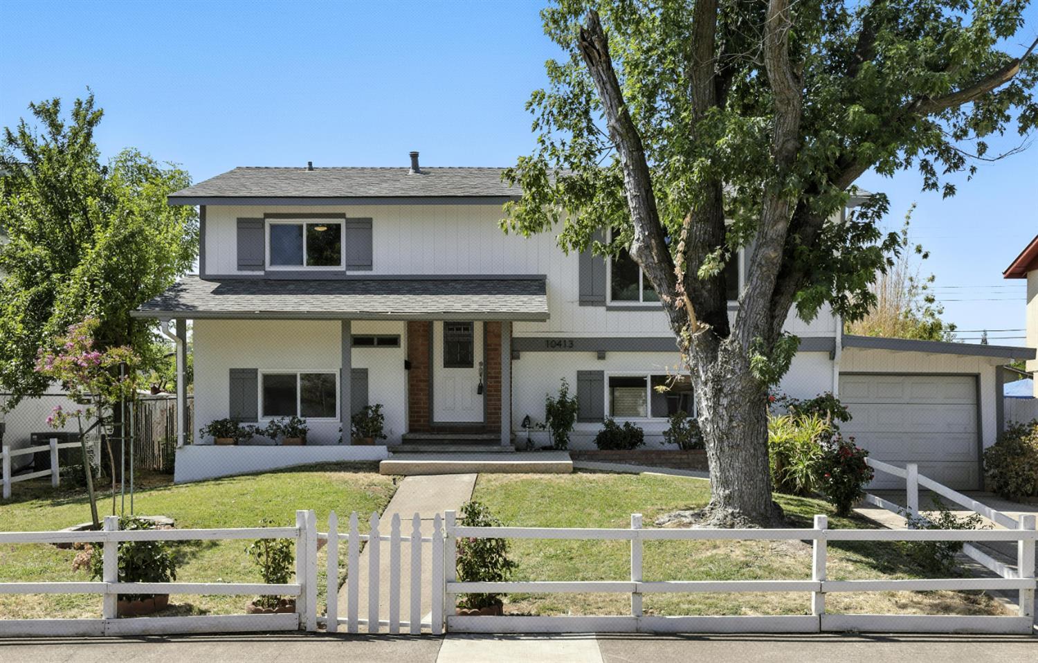 Property Photo:  10413 Reymouth Avenue  CA 95670 