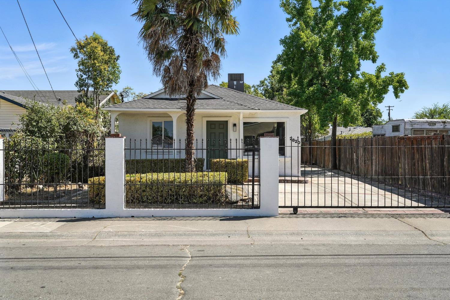 Property Photo: 2820 29th Avenue CA 95820
