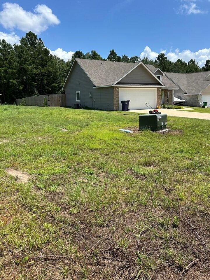 Property Photo:  R143727 Dena Kay Dr  TX 75904 