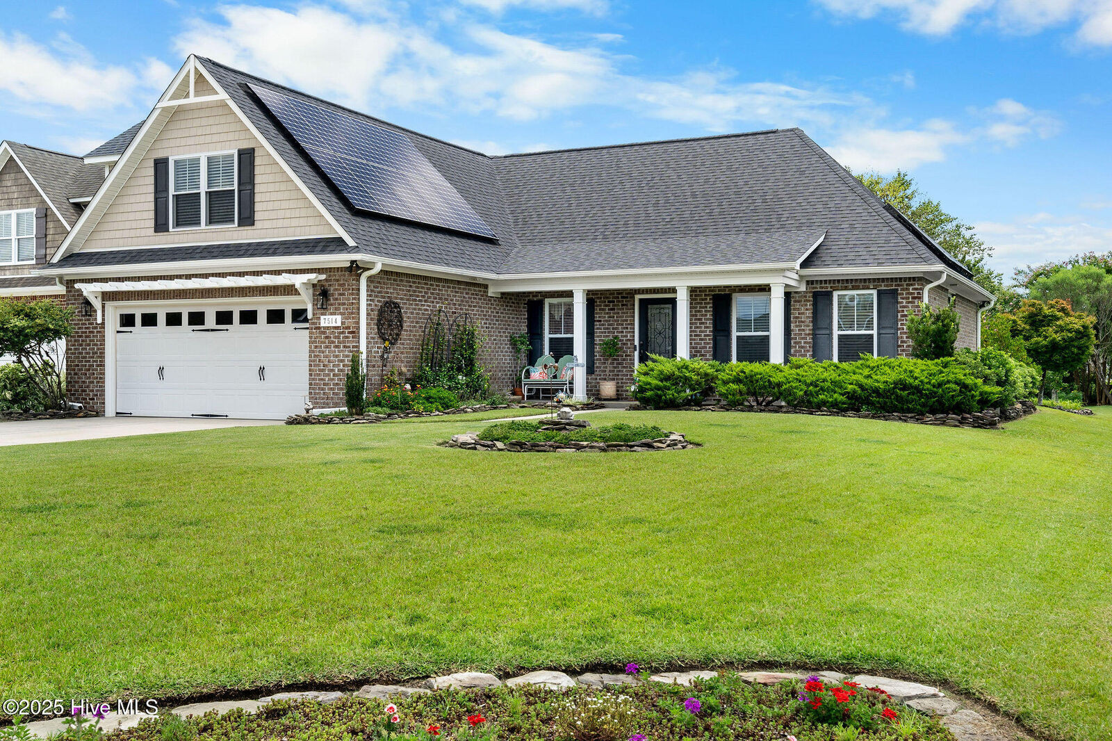 Property Photo:  7514 Duval Court  NC 28411 