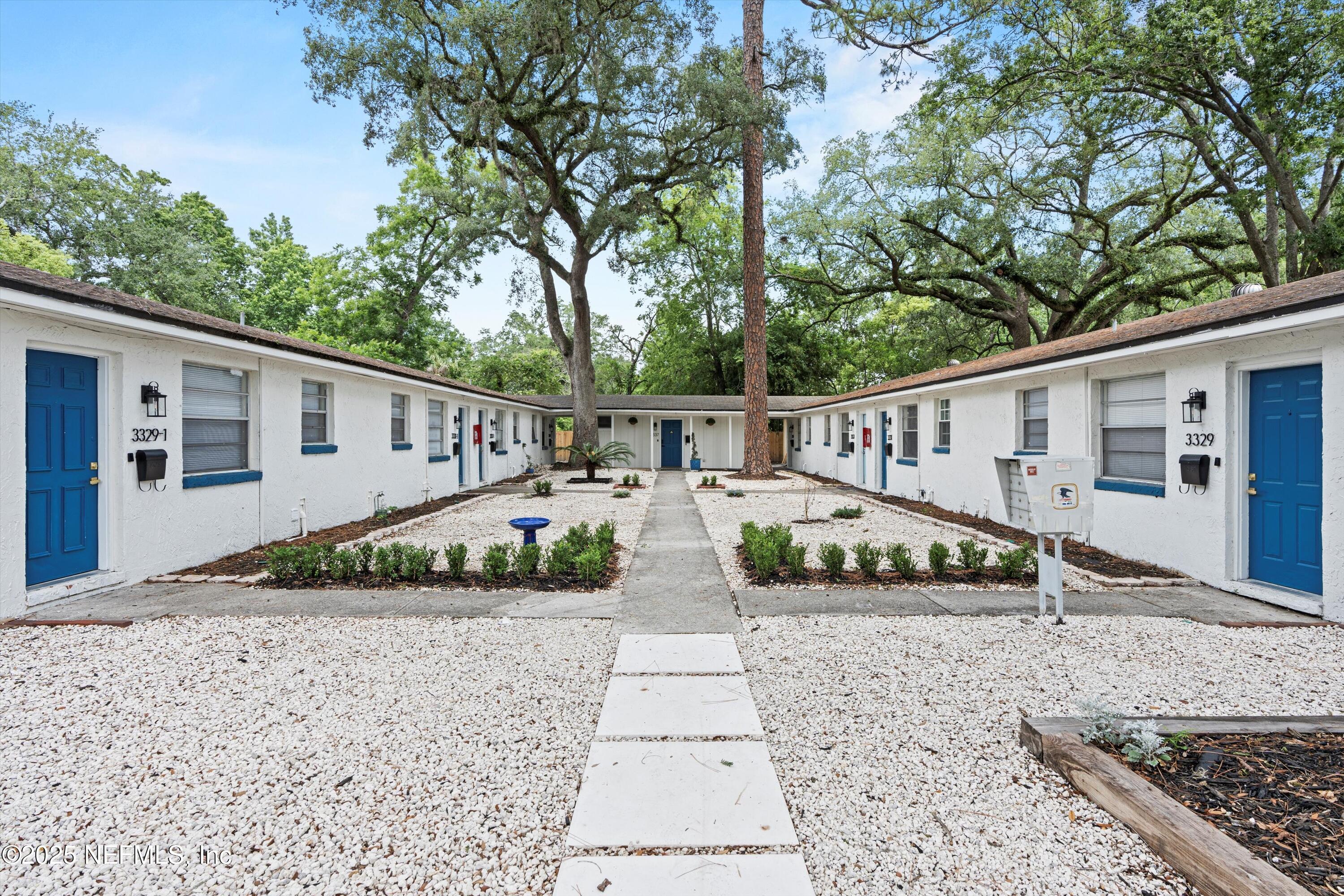 Property Photo: 3329 Mayflower Street 3333 FL 32205