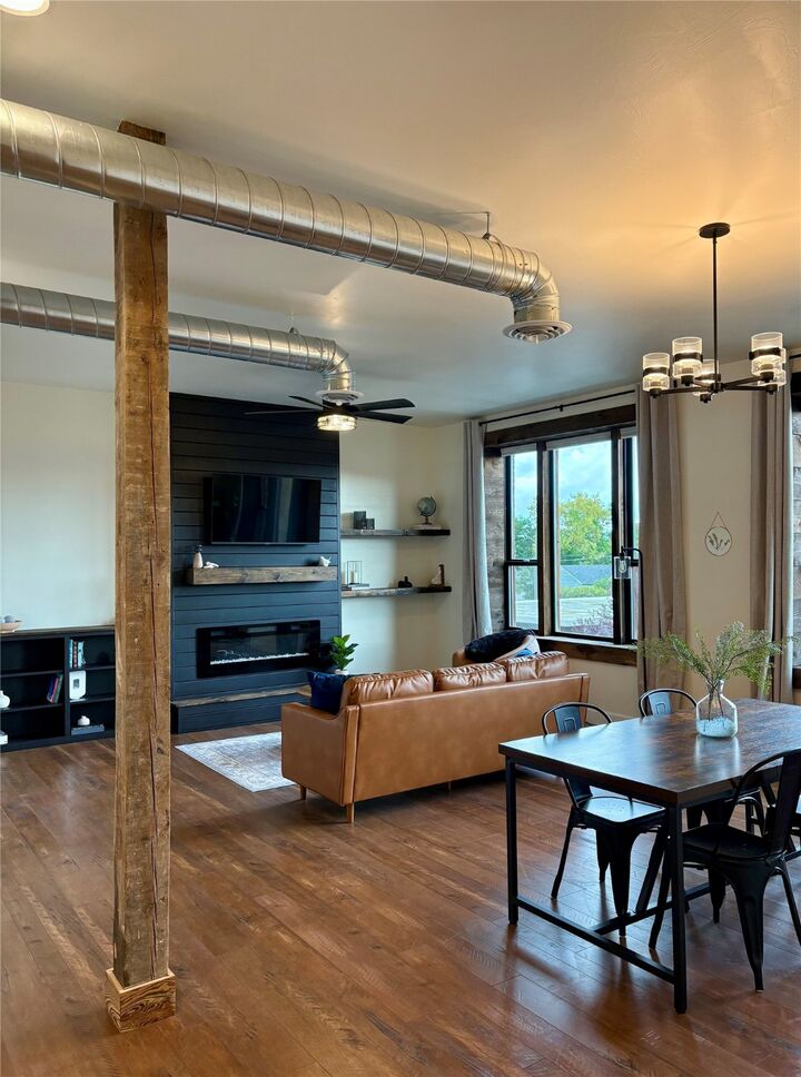 Property Photo:  415 Broadway Street 4  MT 59644 