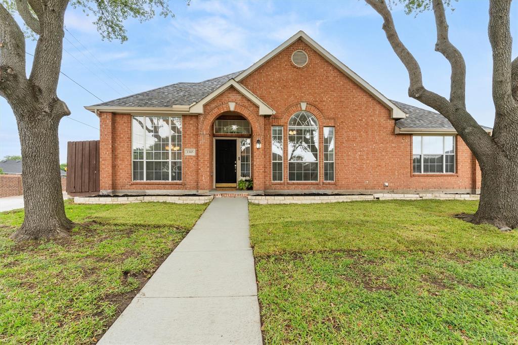 Property Photo:  3305 Lake Highlands Drive  TX 75088 