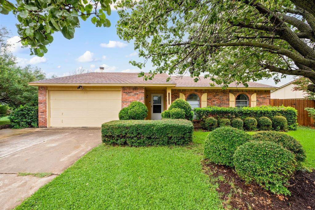 Property Photo: 3221 Bunker Hill Drive TX 76140
