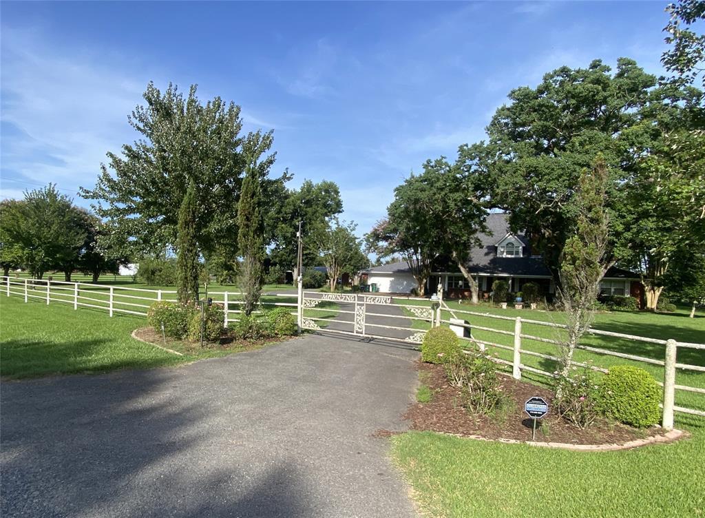 Property Photo:  469 Blount Road  LA 71019 