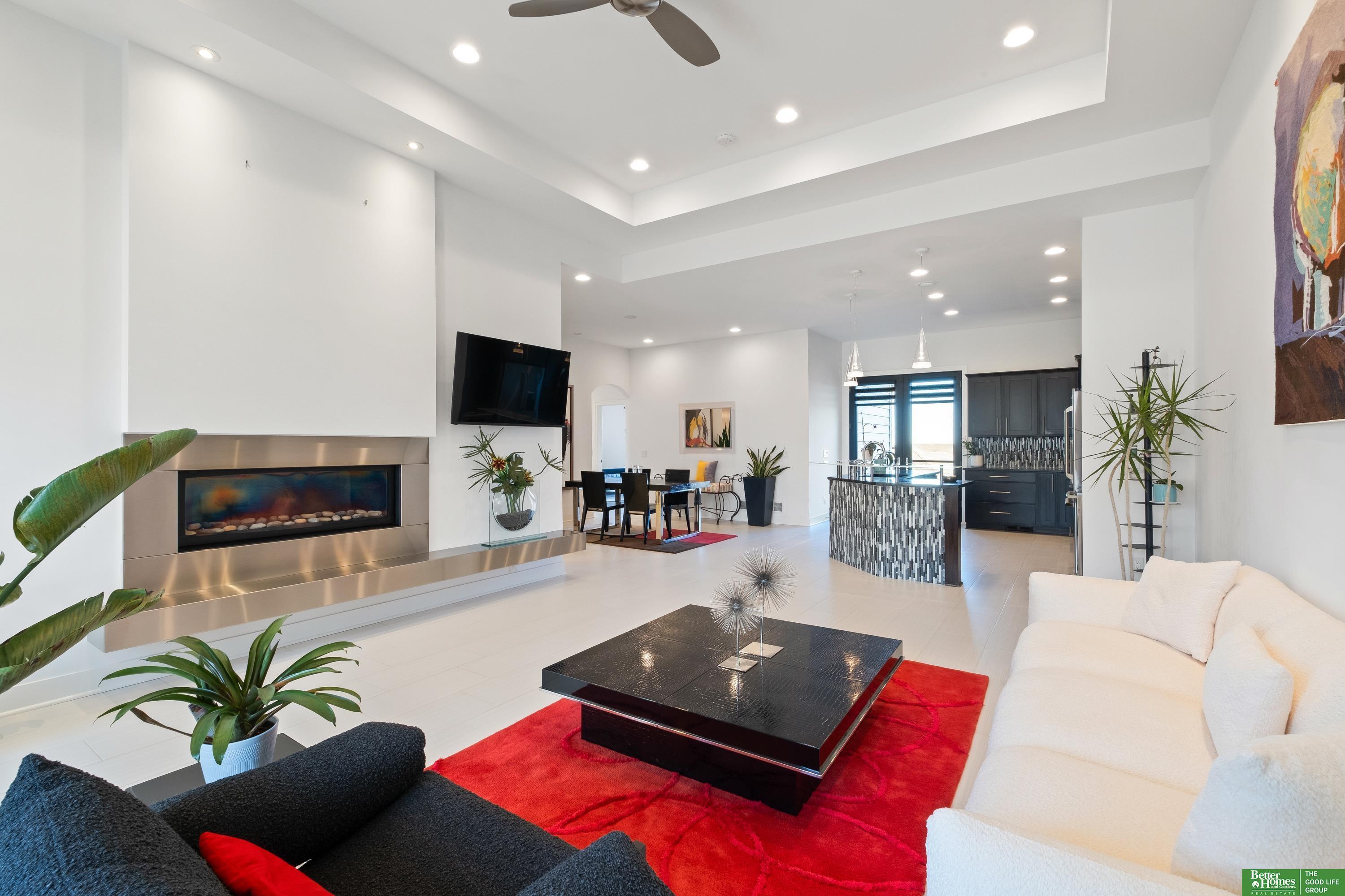 Property Photo: 5811 N 159th Street NE 68116