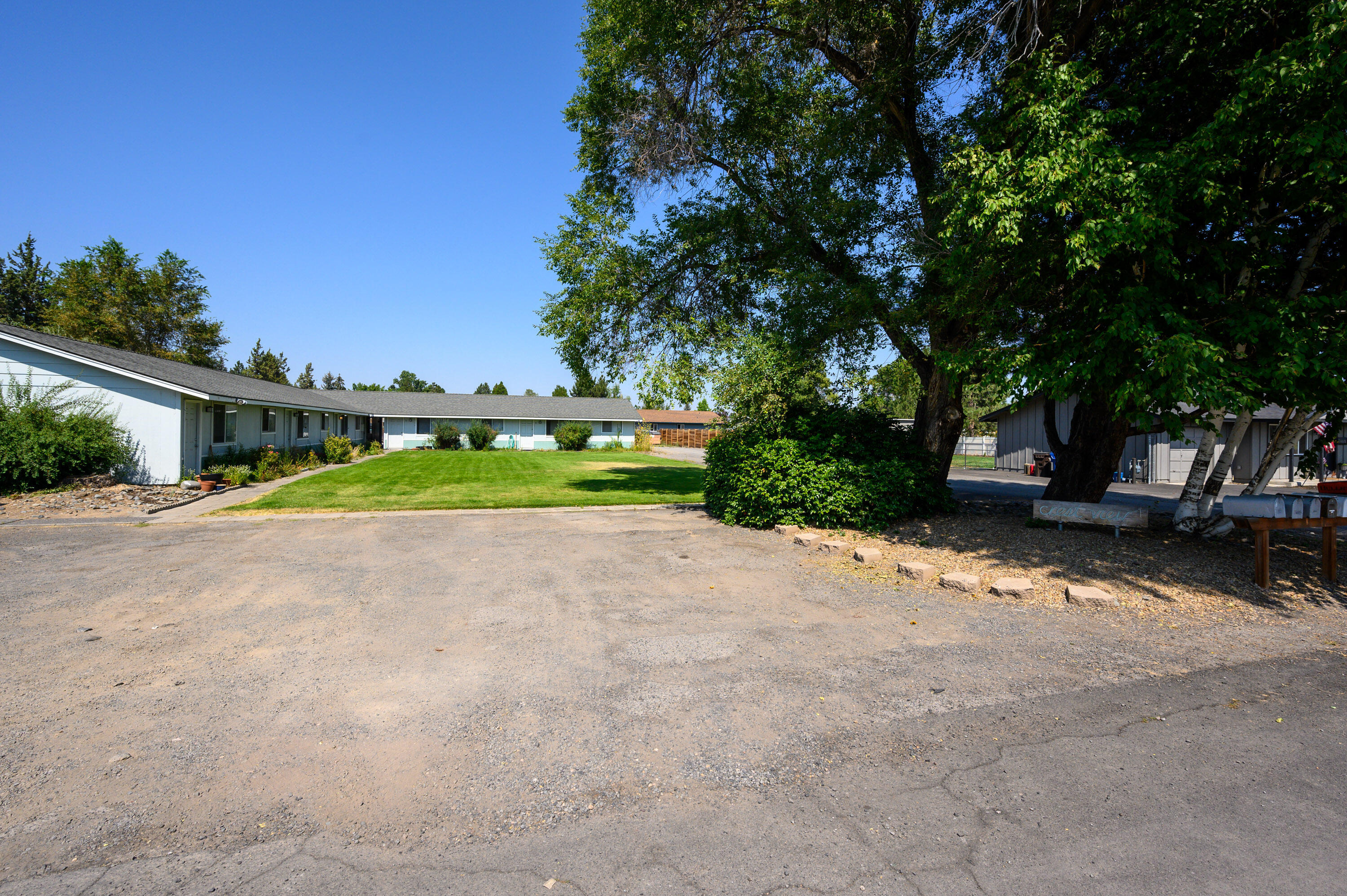 Property Photo: 2125 SW Xero Avenue OR 97756
