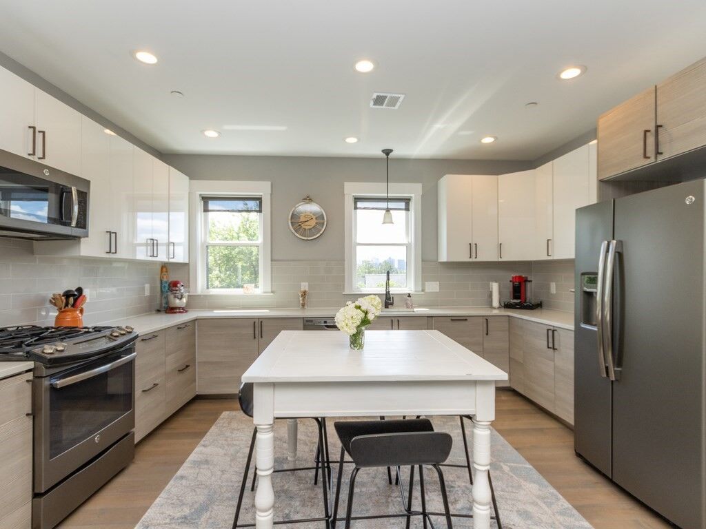Property Photo:  447 Frankfort Street 3  MA 02128 