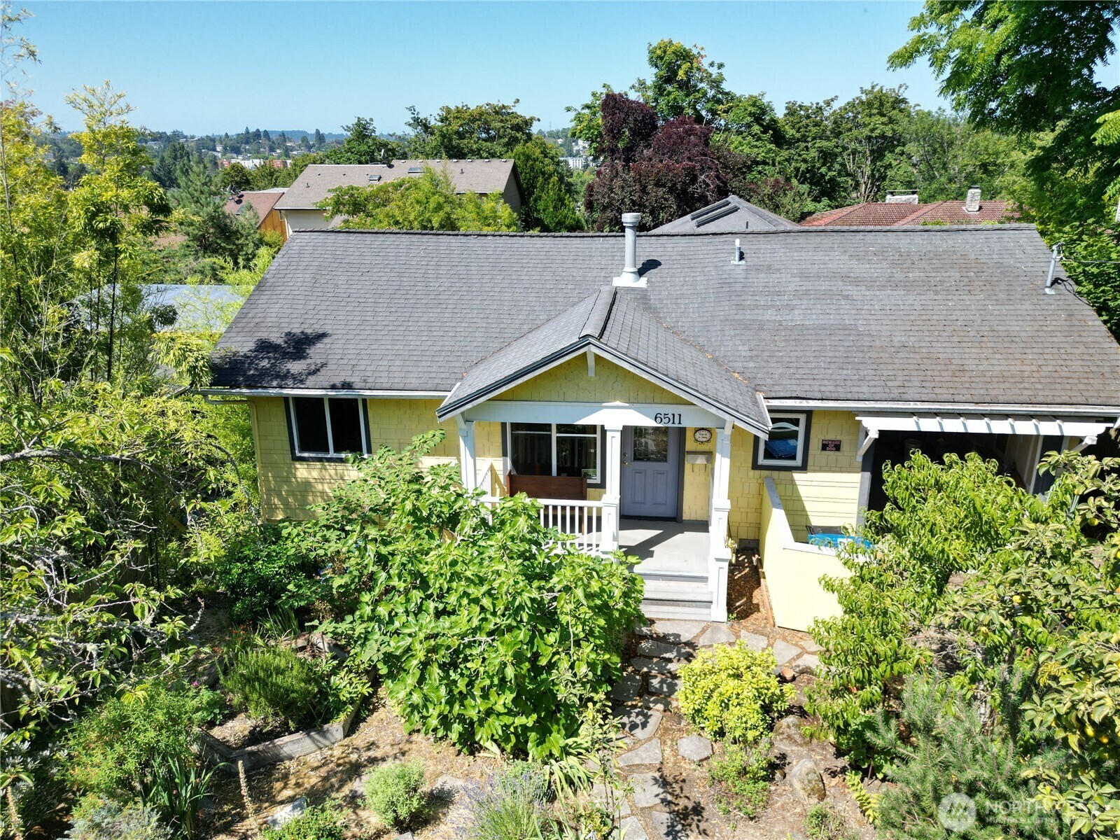 6511  51st Avenue S  Seattle WA 98118 photo